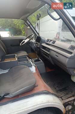 Минивэн Isuzu Midi 1996 в 