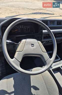Минивэн Isuzu Midi 1994 в 