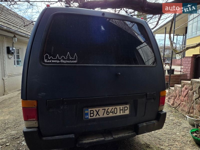 Грузопассажирский фургон Isuzu Midi 1991 в Хмельницком