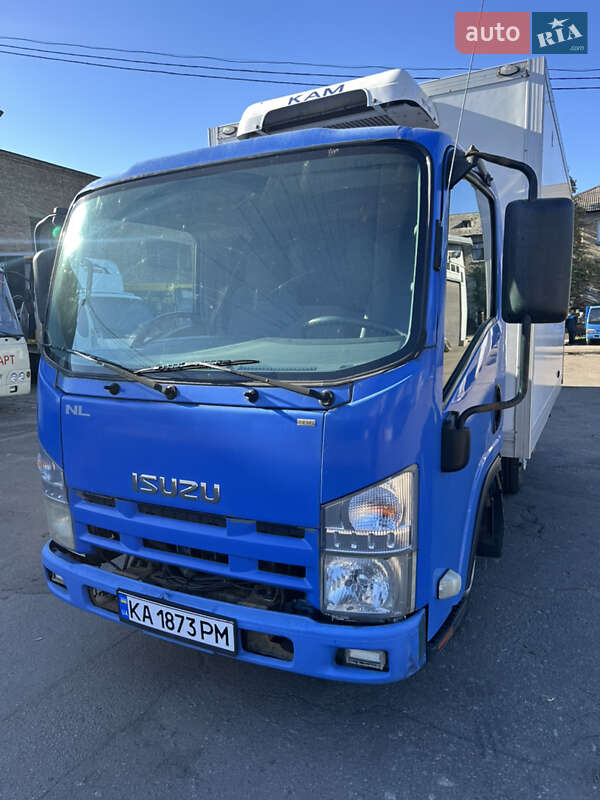 Isuzu NLR 2013