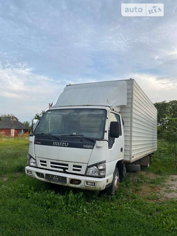 Грузовой фургон Isuzu NQR 2008 в 