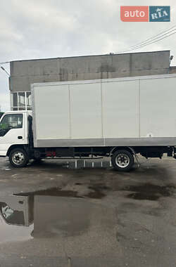 Рефрижератор Isuzu NQR 2008 в Киеве