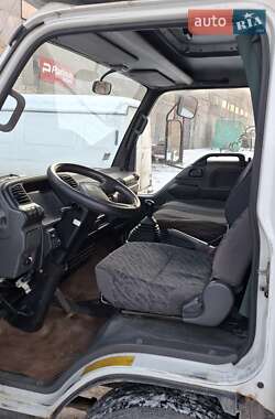 Вантажний фургон Isuzu NQR 2005 в 