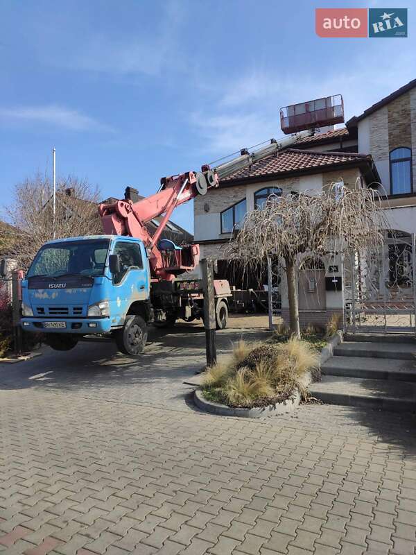 Автовишка Isuzu NQR 2008 в Одесі