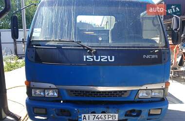 Тентований Isuzu NQR 2006 в Києві