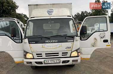 Грузовой фургон Isuzu NQR 2007 в 