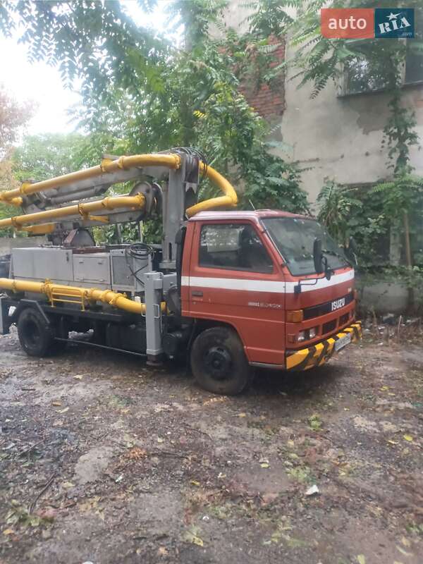 Бетононасос Isuzu NQR 1997 в Одессе