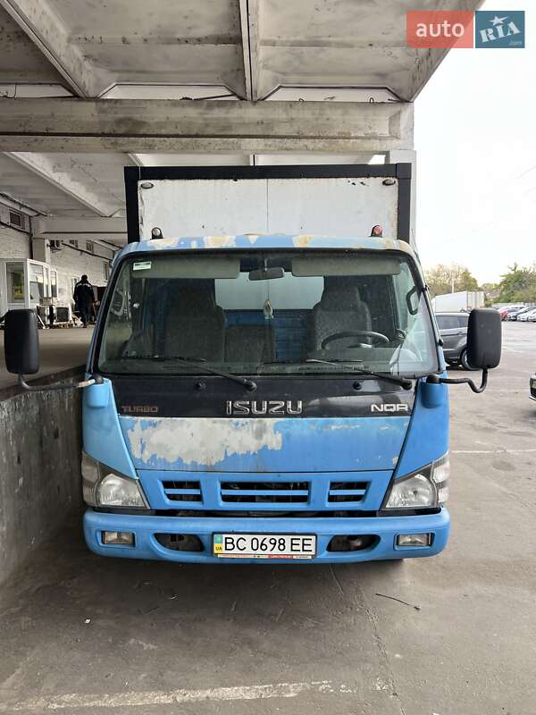 Грузовой фургон Isuzu NQR 2013 в Львове фото 5 Грузовой фургон Isuzu NQR 2013 в Львове