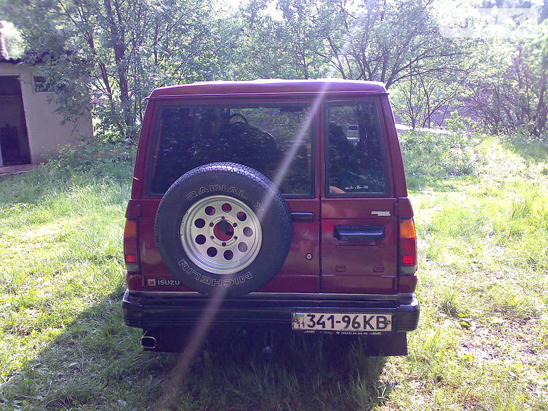 Позашляховик / Кросовер Isuzu Trooper 1986 в Сумах фото 5 Позашляховик / Кросовер Isuzu Trooper 1986 в Сумах