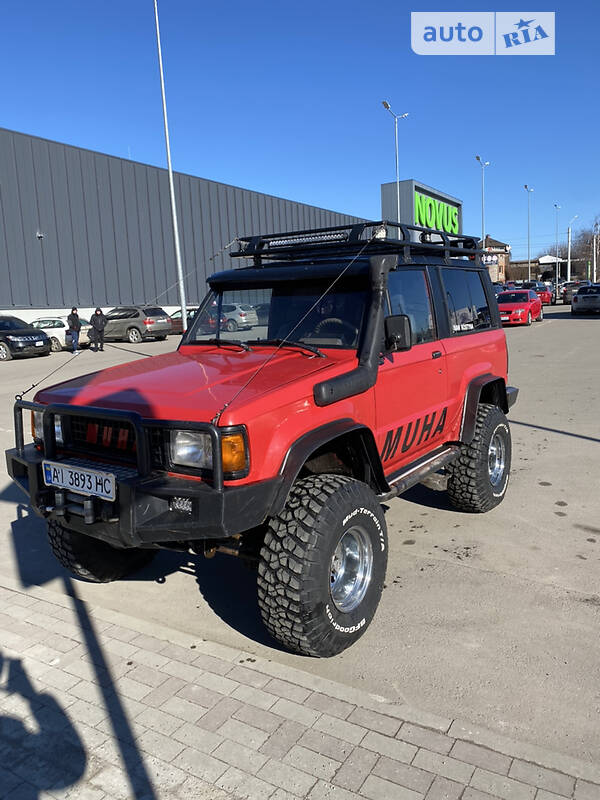 Позашляховик / Кросовер Isuzu Trooper 1990 в Білій Церкві