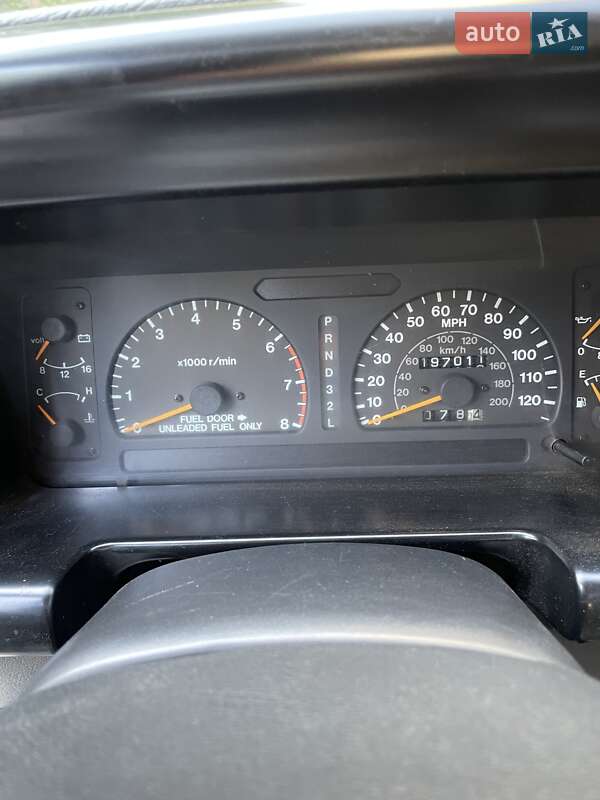 Позашляховик / Кросовер Isuzu Trooper 1996 в Сумах