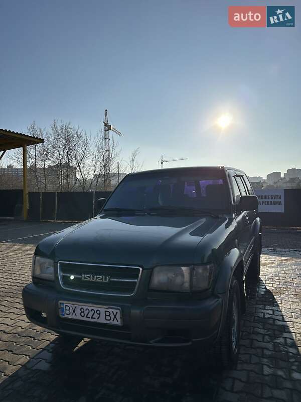 Внедорожник / Кроссовер Isuzu Trooper 1998 в Хмельницком