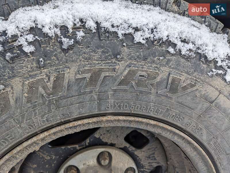 Внедорожник / Кроссовер Isuzu Trooper 1988 в Ворзеле