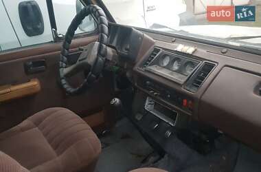 Внедорожник / Кроссовер Isuzu Trooper 1984 в 