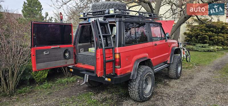 Позашляховик / Кросовер Isuzu Trooper 1990 в Кривому Розі