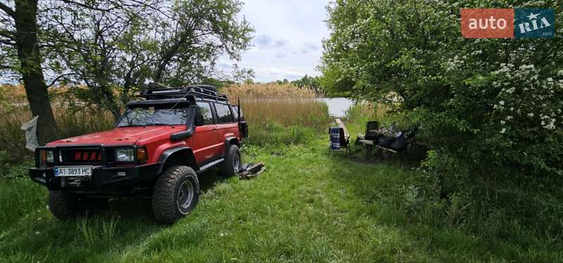 Позашляховик / Кросовер Isuzu Trooper 1990 в Кривому Розі