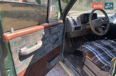 Внедорожник / Кроссовер Isuzu Trooper 1991 в 