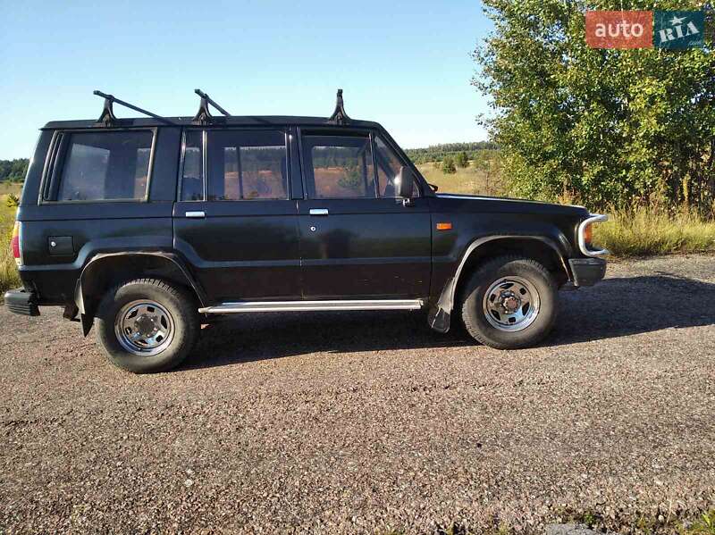 Внедорожник / Кроссовер Isuzu Trooper 1989 в Шостке