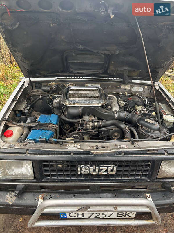 Внедорожник / Кроссовер Isuzu Trooper 1991 в Корюковке