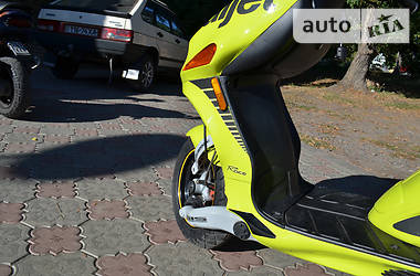 Скутер Italjet Formula 2000 в 