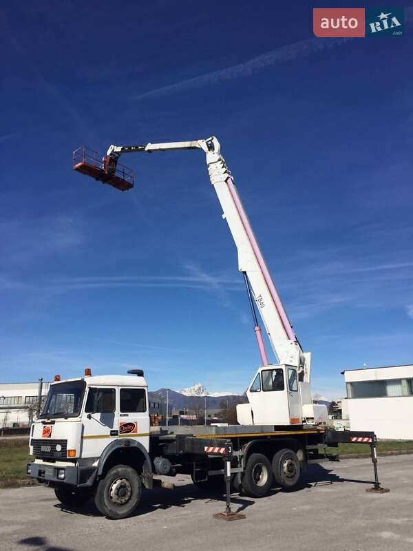 Автовышка Iveco 330 2008 в Одессе
