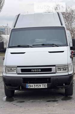 Вантажний фургон Iveco 35C13 2002 в Чорноморську