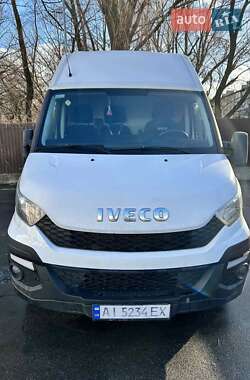 Вантажний фургон Iveco 35S13 2015 в Борисполі