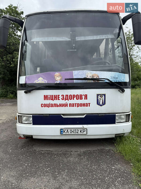 Туристический / Междугородний автобус Iveco 370 1996 в Киеве