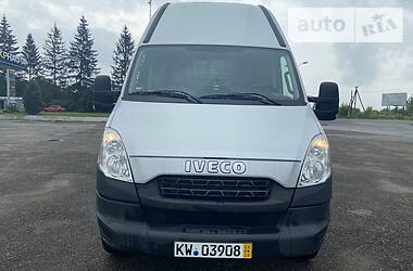Грузовой фургон Iveco 65C17 2012 в Снятине