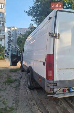 Вантажний фургон Iveco 65C17 2006 в Дніпрі