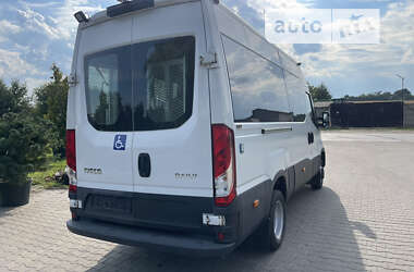 Вантажопасажирський фургон Iveco Daily груз.-пасс. 2017 в Луцьку