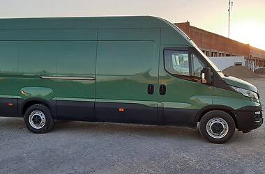 Грузовой фургон Iveco Daily груз. 2015 в Львове