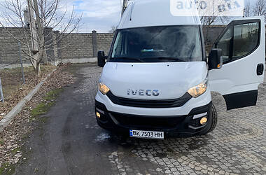 Мікроавтобус вантажний (до 3,5т) Iveco Daily груз. 2017 в Ужгороді