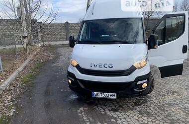 Грузовой фургон Iveco Daily груз. 2017 в Ужгороде