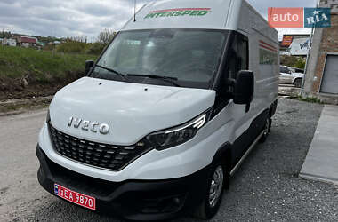 Вантажний фургон Iveco Daily груз. 2019 в Тернополі