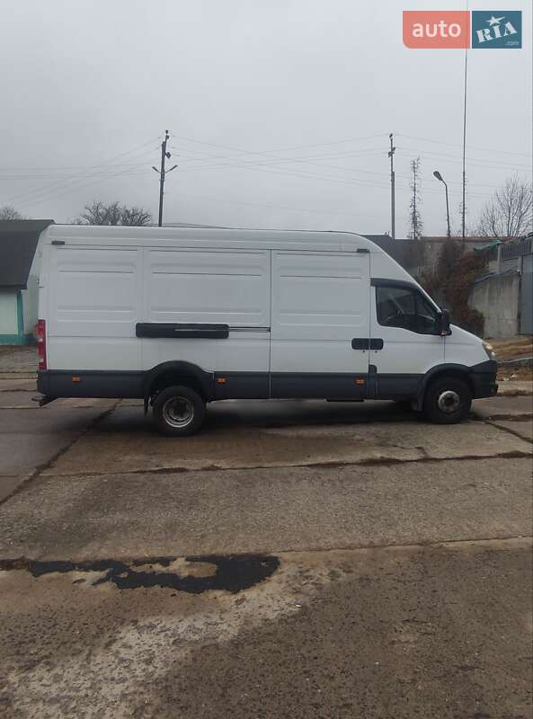 Вантажний фургон Iveco Daily груз. 2014 в Львові