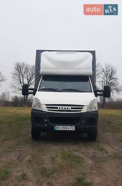 Грузовой фургон Iveco Daily груз. 2008 в Жовкве