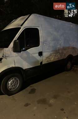 Грузовой фургон Iveco Daily груз. 2000 в Одессе