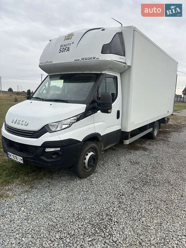 Вантажний фургон Iveco Daily груз. 2019 в Рівному