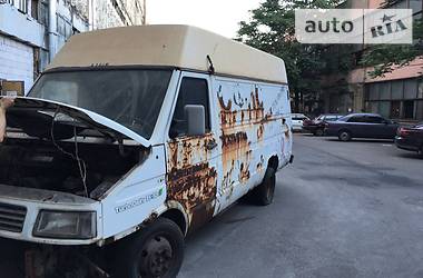 Другие легковые Iveco Daily пасс. 1994 в Запорожье