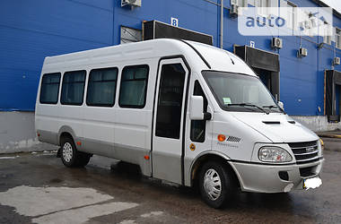 Микроавтобус Iveco Daily пасс. 2011 в Киеве