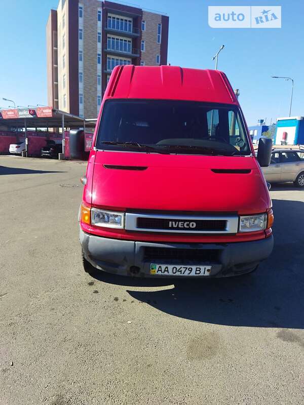 Iveco Daily пасс. 2001