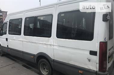Микроавтобус Iveco Daily 2000 в 