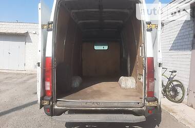 Грузовой фургон Iveco Daily 2005 в 
