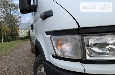 Грузовой фургон Iveco Daily 2006 в 