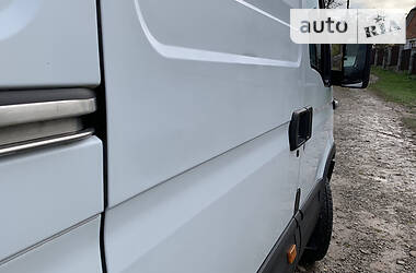 Грузовой фургон Iveco Daily 2006 в 