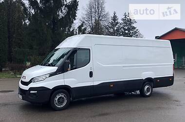 Грузовой фургон Iveco Daily 2016 в 
