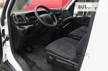 Грузовой фургон Iveco Daily 2016 в 