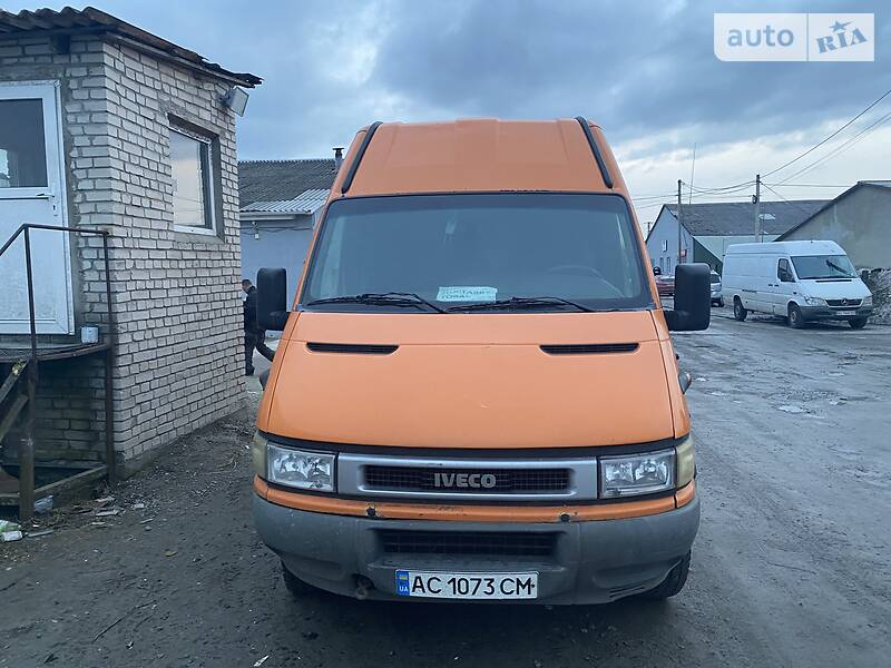 Грузовой фургон Iveco Daily 2005 в Луцке