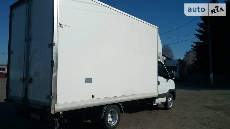 Грузовой фургон Iveco Daily 2014 в Нежине